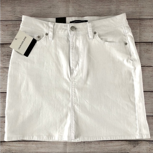 CALVIN KLEIN White Jean Skirt Size 8 - Picture 1 of 6